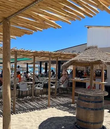 Nieuw: Horizonte, House By The Sea Торремолінос